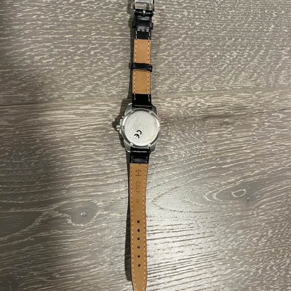 MOMENTUM watch like new - Picture 3 of 4